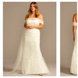 DAVID'S BRIDAL COLLECTION

Tulle and Floral off-the-shoulder wedding dress